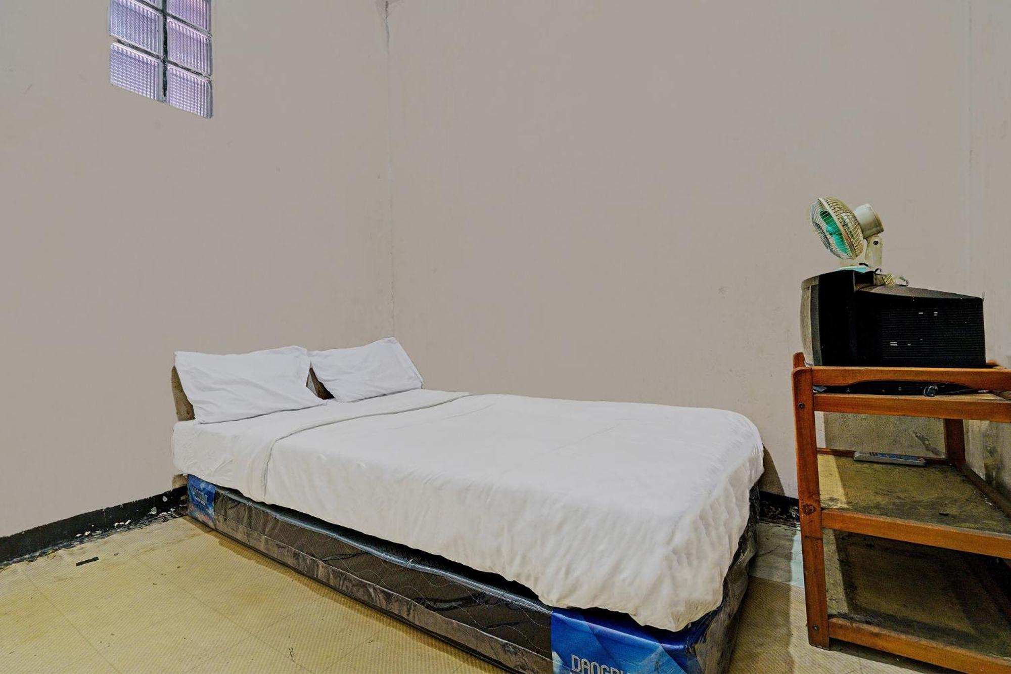 Hotel Oyo Life 92709 Kost Teras Cikapundung Syariah Bandung Exterior foto