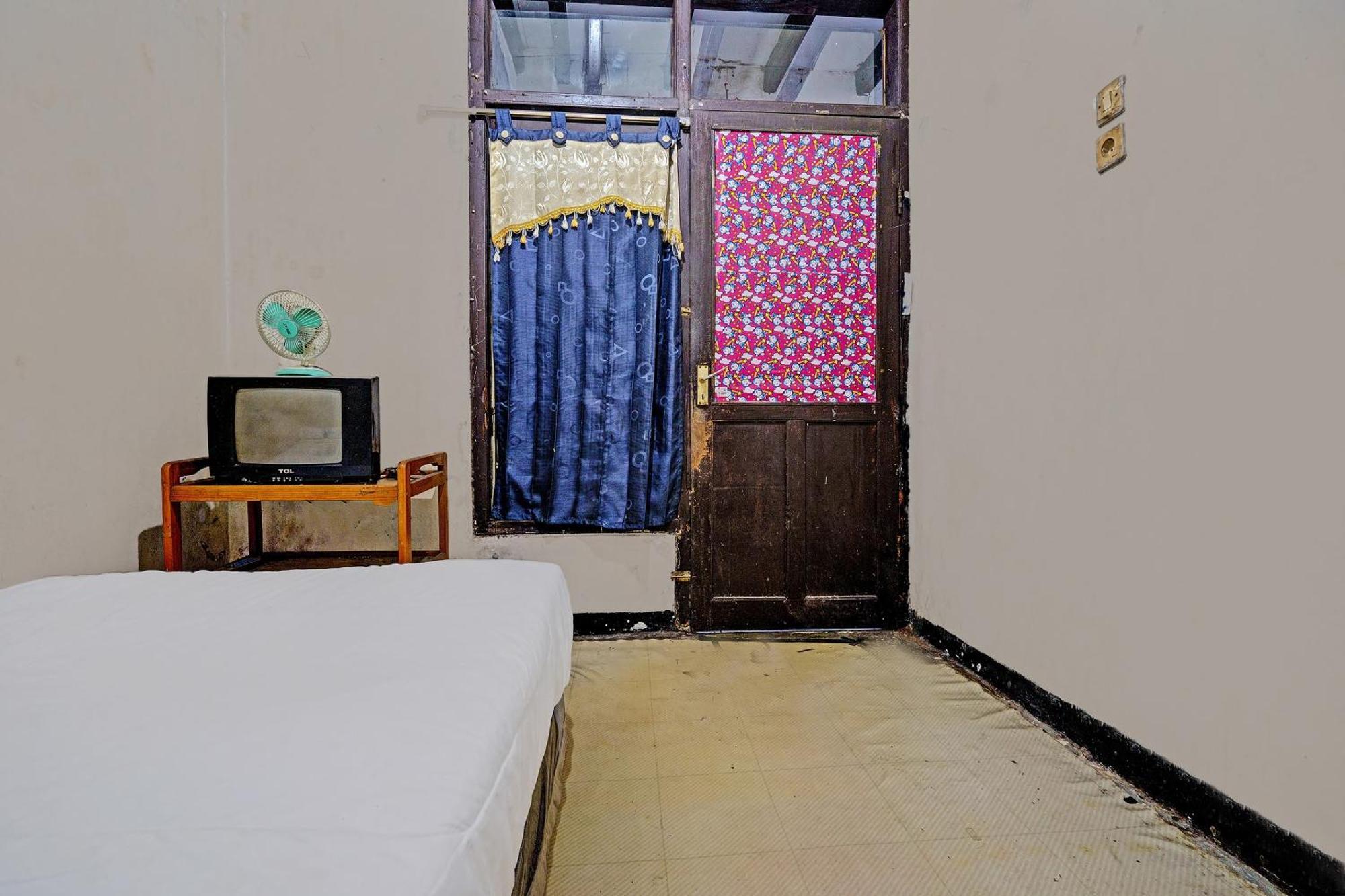 Hotel Oyo Life 92709 Kost Teras Cikapundung Syariah Bandung Exterior foto